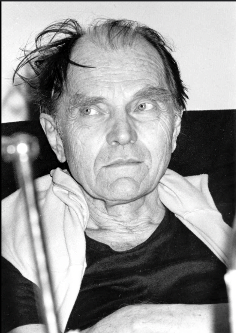 FEYERABEND TEE